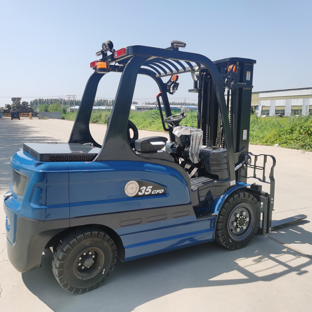 Electric Forklift